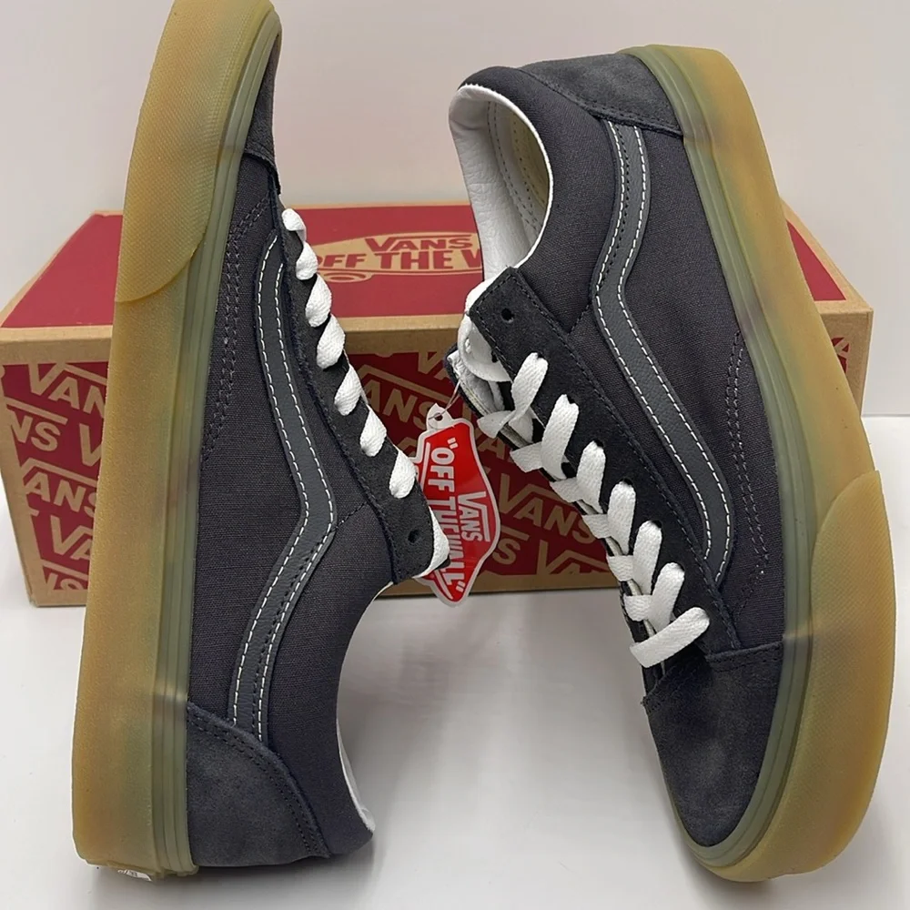 Vans WMNS Style 36
Gum Asphalt
VN0A54F6107
Sneakers - Picture 11 of 16